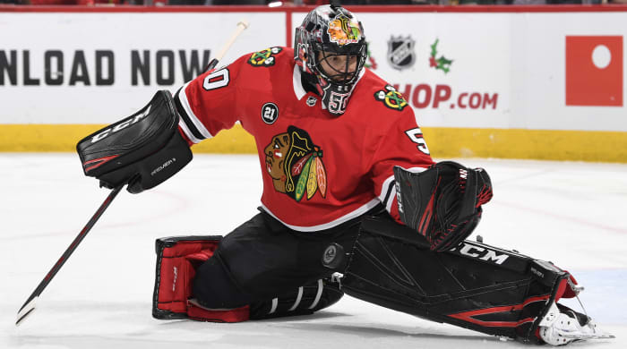 corey-crawford-injury.jpg